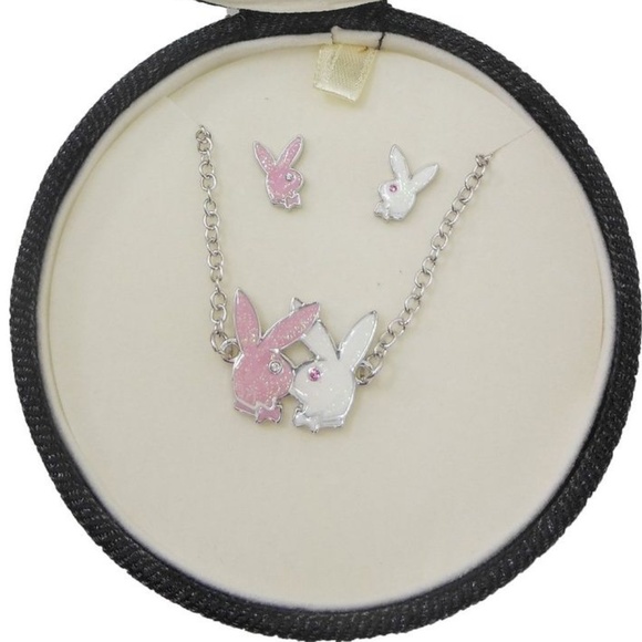Playboy Jewelry Set Necklace Earrings Bunny Kiss Kissing Bunnies Authentic NWT - Picture 2 of 13